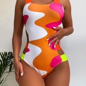 Colorblock Cut-out One Piece Swimsuit